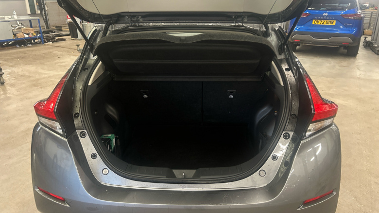 Nissan LEAF 110kW Acenta 39kWh 5dr Auto Electric Hatchback